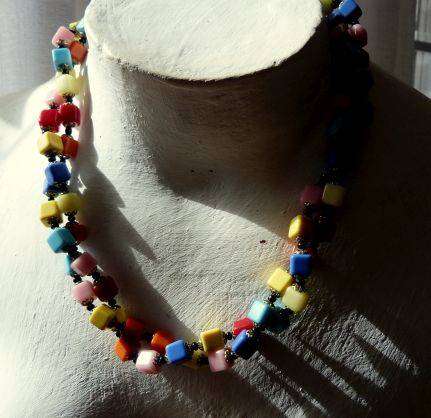 VINTAGE NECKLACE ,2 STRING SEMI PRECIOUS STONES