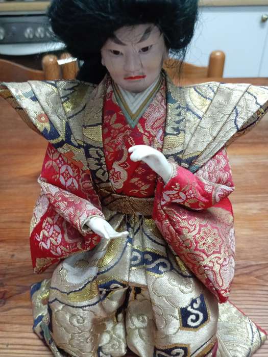 VERY RARE ANTIQUE JAPANESE HAND CRAFTED FIGURINES.