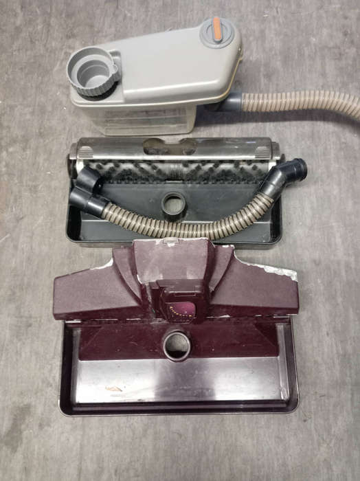 KIRBY VACUUM   CLEANER CARPET SHAMPOOER ACCESSORIES AS PER PHOTOS