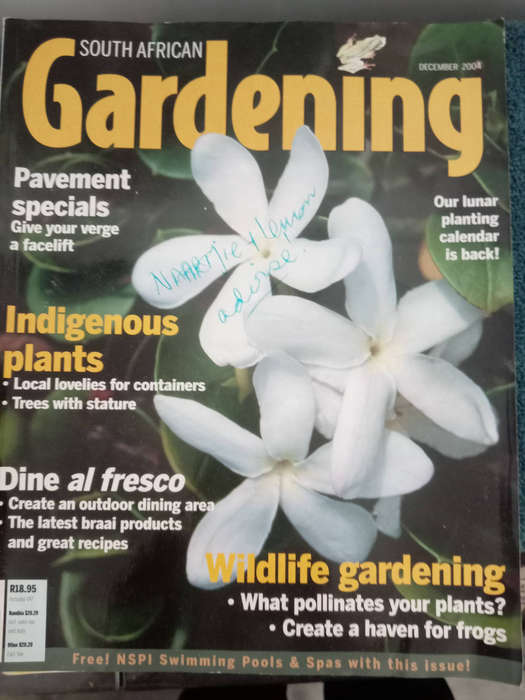 GARDENING MAGAZINES AS PER PHOTOS.