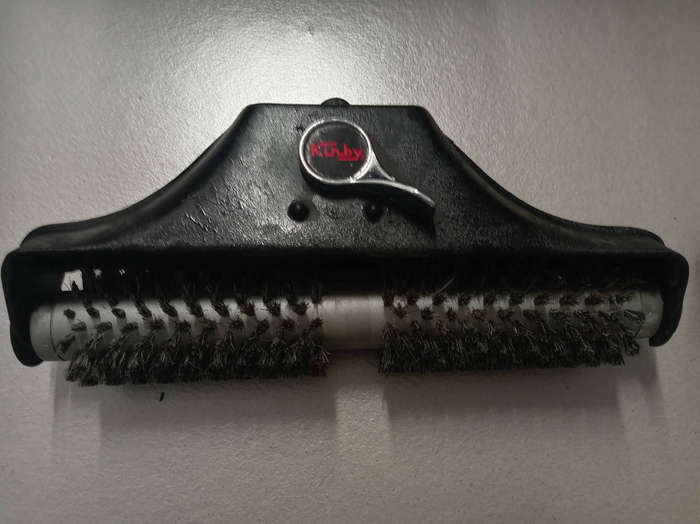 Kirby Vacuum Cleaner Rug Renovator. Part No: 303284