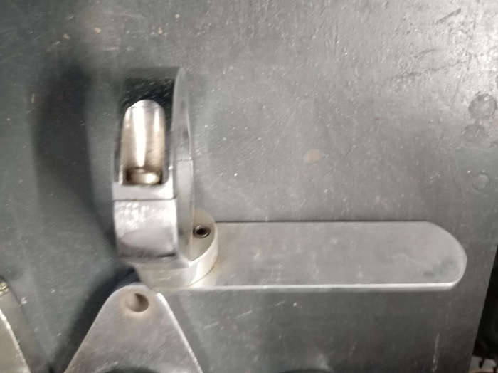 HEAVY DUTY CLAMPS  - 60Mmm DIAMETER / 16mm THICK