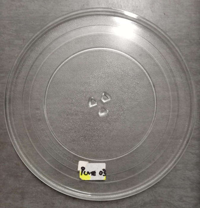 MICROWAVE OVEN GLASS TURNTABLE /PLATE. 370MM DIAMETER. CLOVER COUPLER.