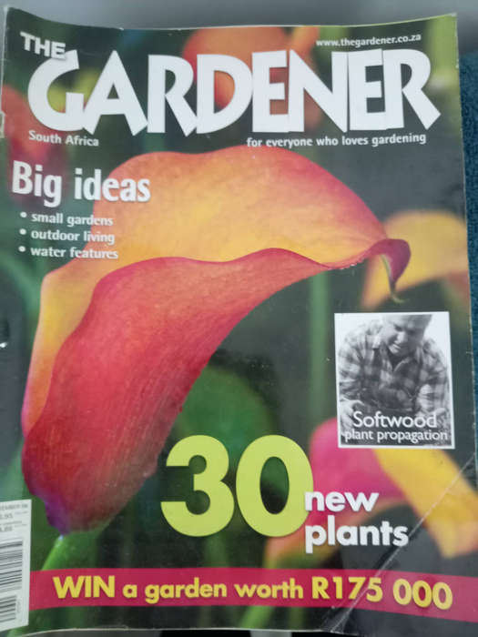 GARDENING MAGAZINES AS PER PHOTOS.