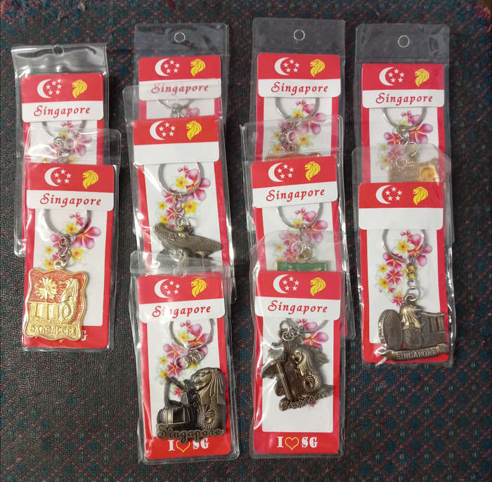 10 x Key Rings: "I Love Singapore"