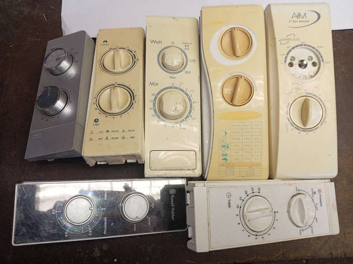 7 X MICROWAVE TIMER CONTROLS. R99. 00 THE LOT