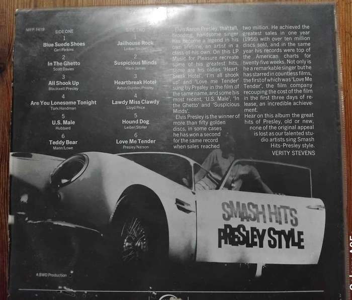 LP RECORD : MFP - SMASH HITS ELVIS STYLE.