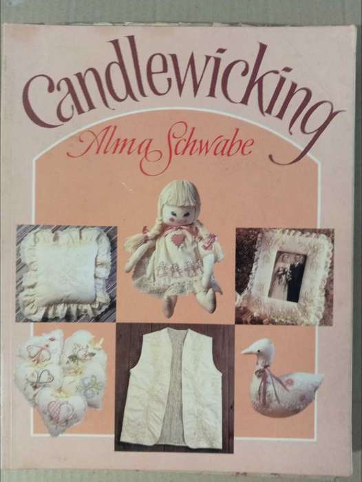 BOOKS : NEEDLEWORK, CANDELWICKING, DECORATING, SCRAPBOOKING, ETC. TOTAL OF 10 BOOKS.