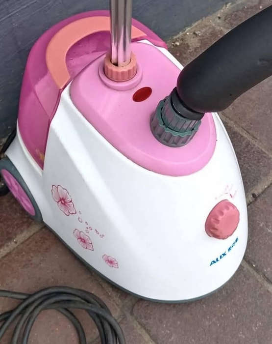 AUX GARMENT / CURTAIN STEAMER
