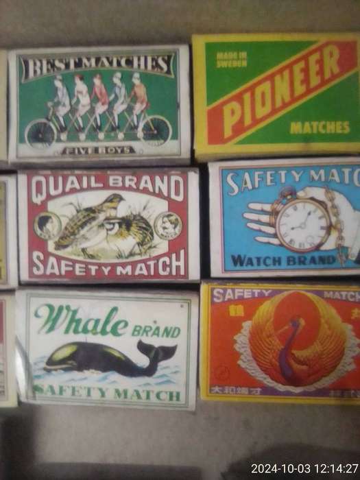 VERY RARE COLLECTION OF VINTAGE JAPANESE SAFETY MATCHES AND OTHER COUNTRIES.