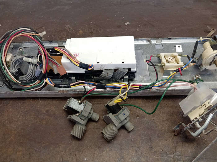 HITACHI PAF-1260PX MICROPROCESSOR WASHING MACHINE PC BOARD, VALVE,PRESSURE SWITCH ETC.