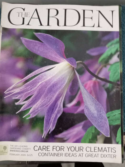 GARDENING MAGAZINES AS PER PHOTOS.