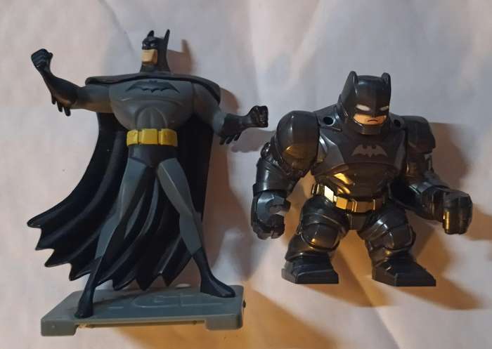 Batman Figurines x2