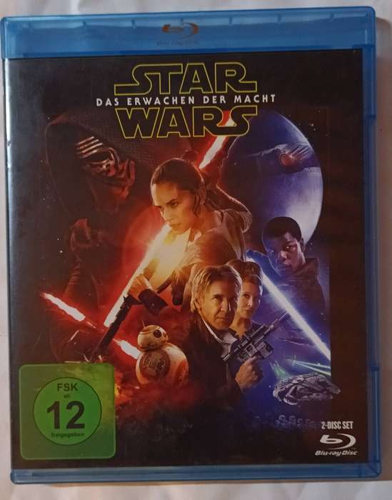 Star Wars The Force Awakens 2-Disc on Blu-ray