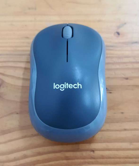 Logitech Mouse (Model M185)