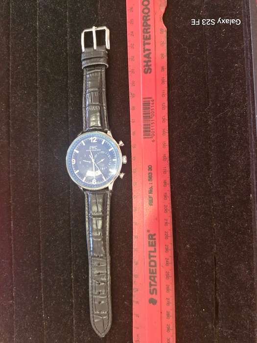 Stylish IWC Schaffhausen Men's Automatic Movement Watch