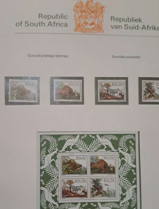 RSA Collection 1977 - 1991 on 45 pre-printed pages, in Blue Ring Back Album. R790.50 SACC Value