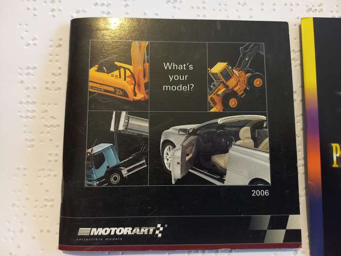 Lot of 3 Catalogues