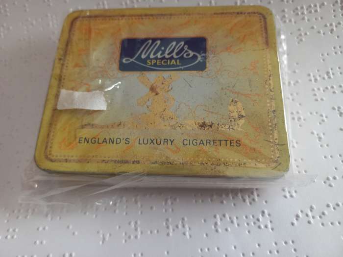 Cigarette Tin - Mills