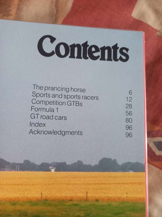 Book -  The Classic Ferrari