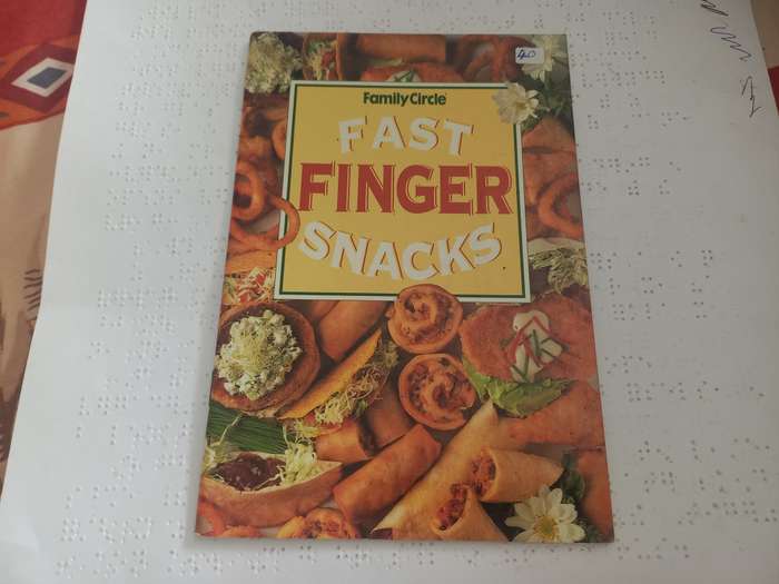 Book - Fast Finger Snacks