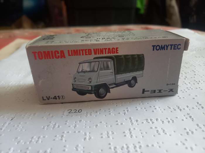 Tomica Limited Vintage Toyoace