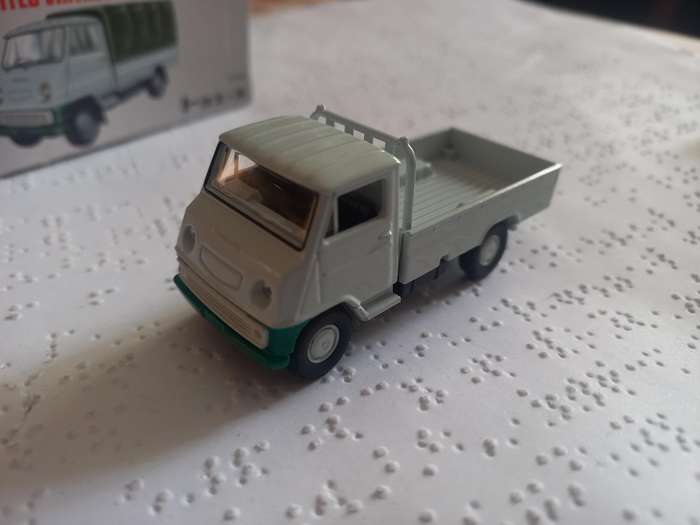 Tomica Limited Vintage Toyoace