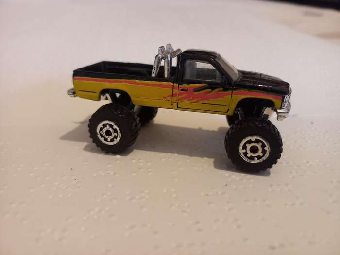 Matchbox Chevy Silverado 4x4