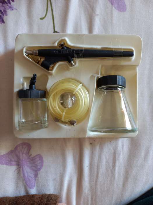 Fragram Mini Airbrush Kit - never used