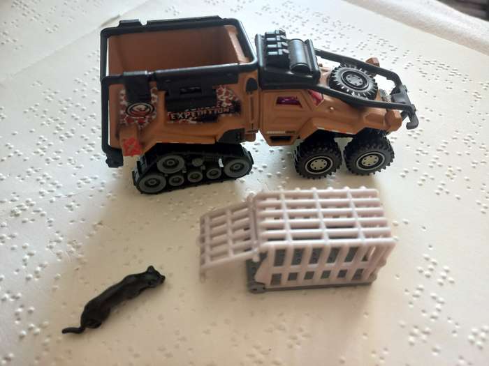 Matchbox Jungle Expedition Truck