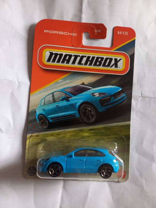 Matchbox Porsche Macan S - imported longcard