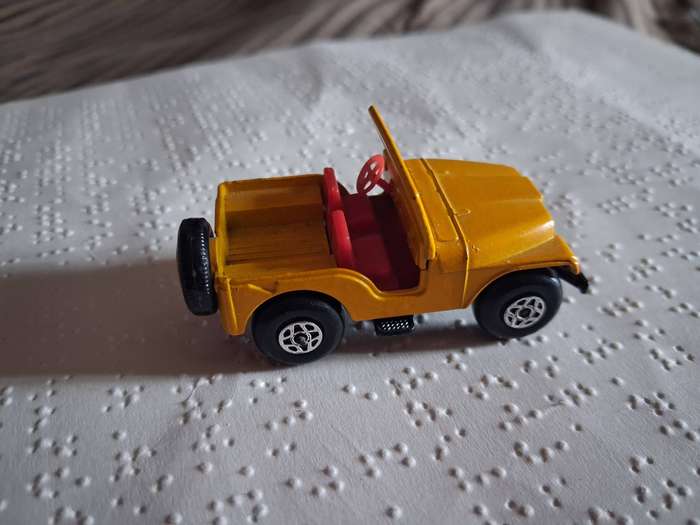 Matchbox Superfast Standard Jeep - with htf balloon tyres