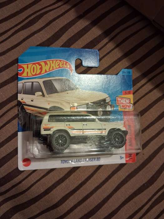 Hotwheels Toyota Landcruiser 80