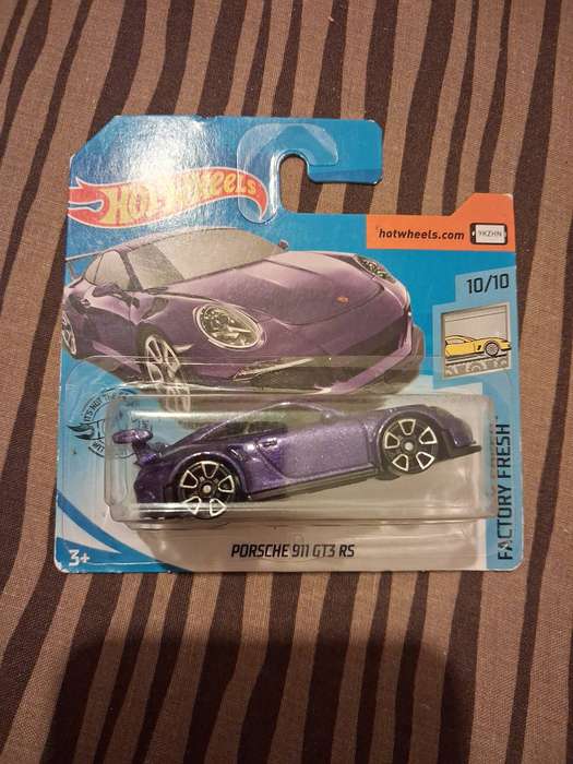 Hotwheels Porsche 911 GT3 RS - purple