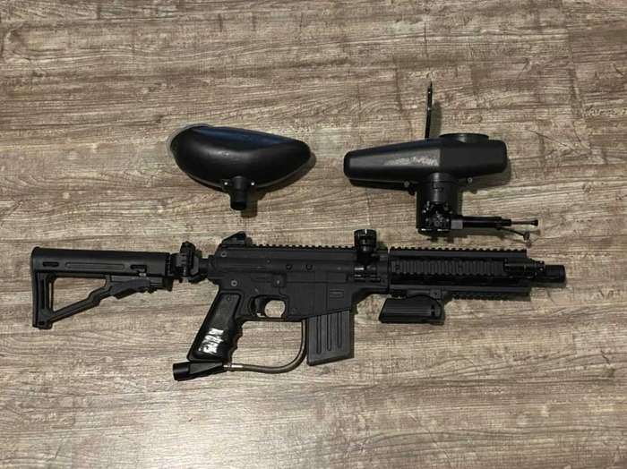 Tippmann Sierra One Paintball Gun and gear