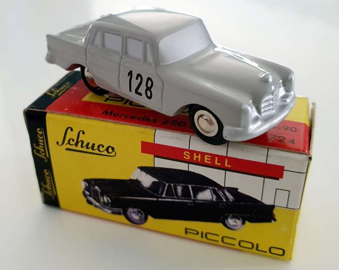 SCHUCO PICCOLO INT. PAD. PDG.  MERCEDES 220 SE - IN GORGEOUS GHOST GREY