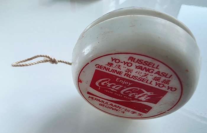 GENUINE VINTAGE COCA-COLA RUSSELL YOYO YANG ASLI - BEGINNERS VERSION