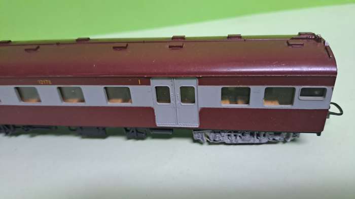 LIMA Train SAR Suburban Coach 1st class UNBOXED