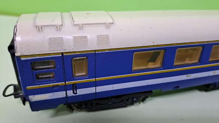 LIMA SAR Blue Train Baggage Couch HO Scale UNBOXED