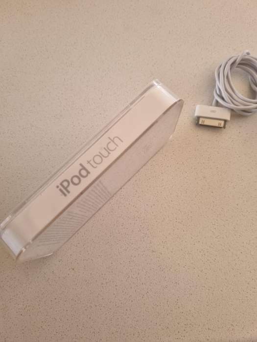 iPod Touch 16gb. 4th Generation.  In perfect working order.