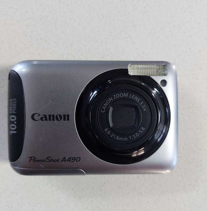 Canon PowerShot digital camera A490 (10 m/pixel, 3.3 x optical zoom, video recording)