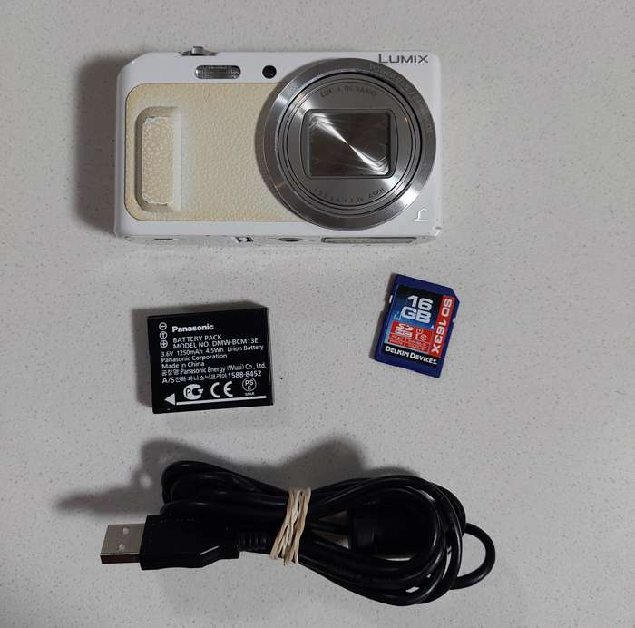 Panasonic Lumix digital camera DMC-TZ57 (16 m/pixel, 20 x optical zoom, HD video, WIFI etc)