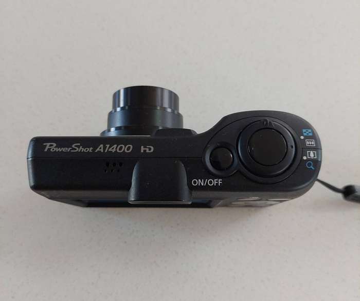 Canon PowerShot digital camera A1400 HD (16 m/pixel, 5 x optical zoom, HD video recording)