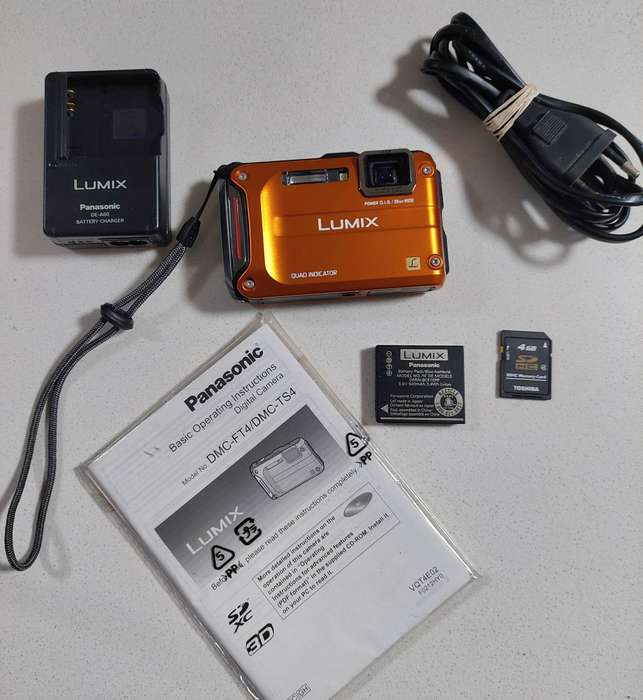 Panasonic Lumix digital camera DMC-FT4 (12.1 m/pixel, 4.6 x optical zoom, Full HD video, GPS etc)
