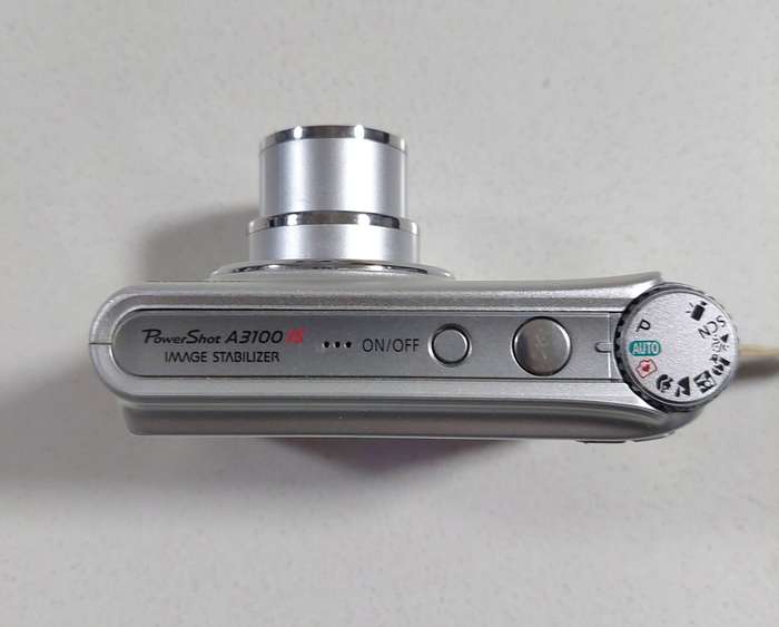 Canon PowerShot digital camera A3100 IS (12.1 m/pixel, 4 x optical zoom, video recording)
