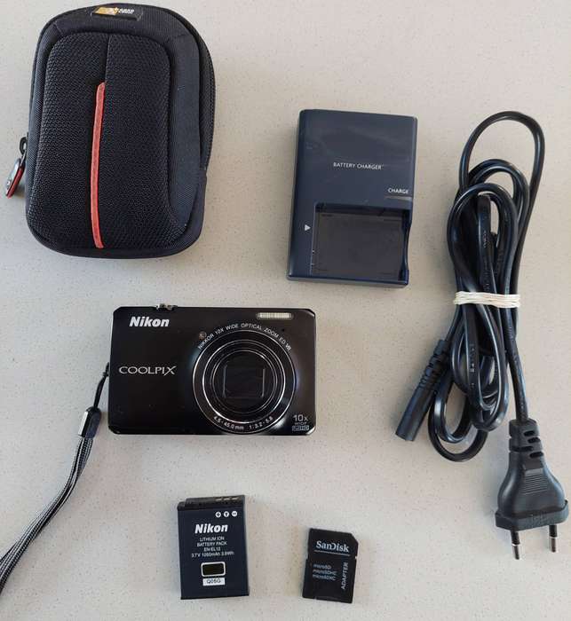 Nikon CoolPix digital camera S6300 (16 m/pixel, 10 x optical zoom, Full HD video recording)
