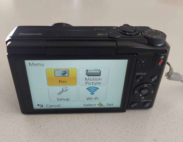 Panasonic Lumix digital camera DMC-TZ57  (16 m/pixel, 20 x optical zoom, Full HD video)
