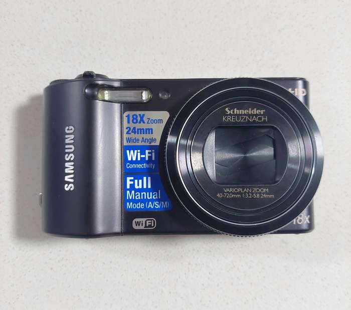 Samsung digital camera WB150F WIFI (14.2 m/pixel, 18 x optical zoom, HD video recording)