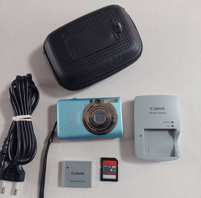 Canon IXUS digital camera 95 IS (10 m/pixel, 3 optical zoom, video recording)