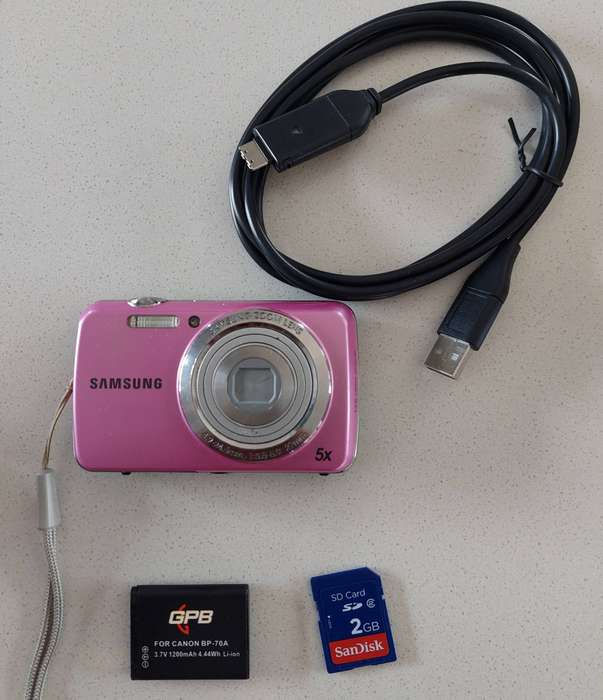 Samsung digital camera PL20 (14.2 m/pixel, 5 x optical zoom, HD video recording)
